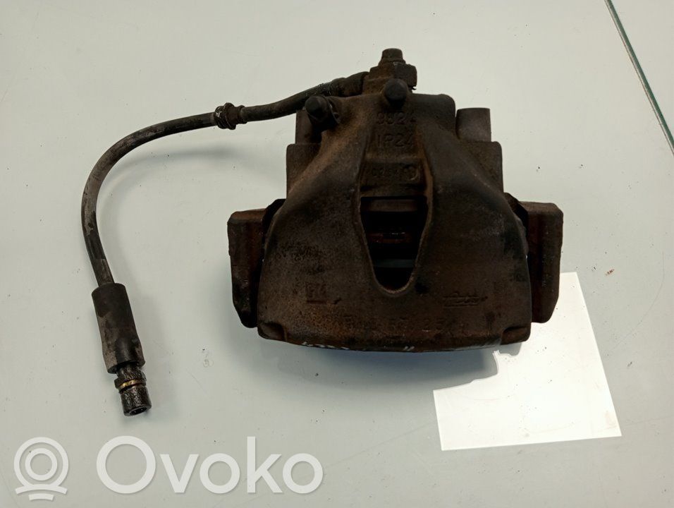 Caliper de freno delantero