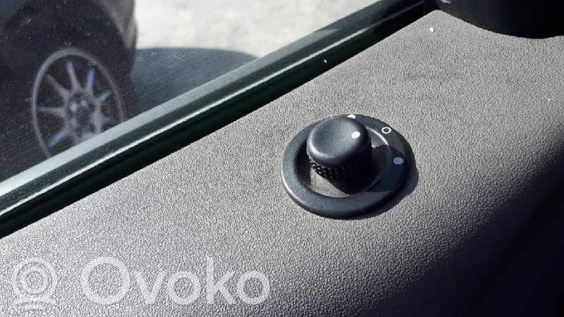 Renault Scenic II -  Grand scenic II Wing mirror switch 