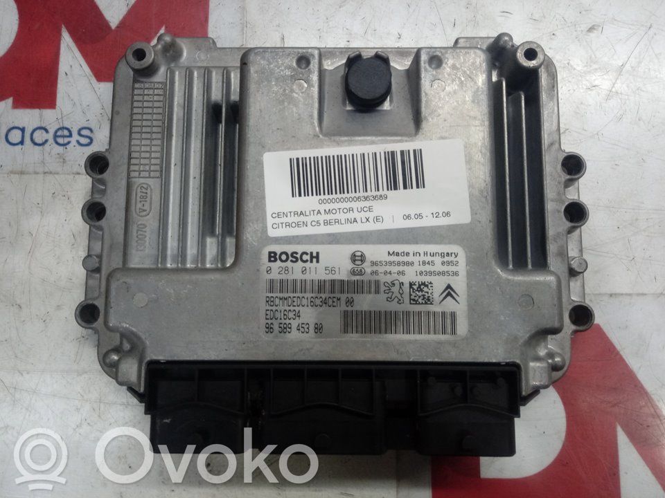 Unidad de control/módulo del motor   0281011561