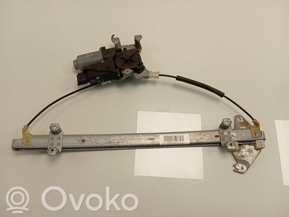 Nissan Navara Macara geam față manuală 