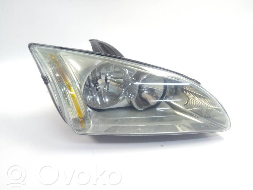 Ford Focus Headlight/headlamp 