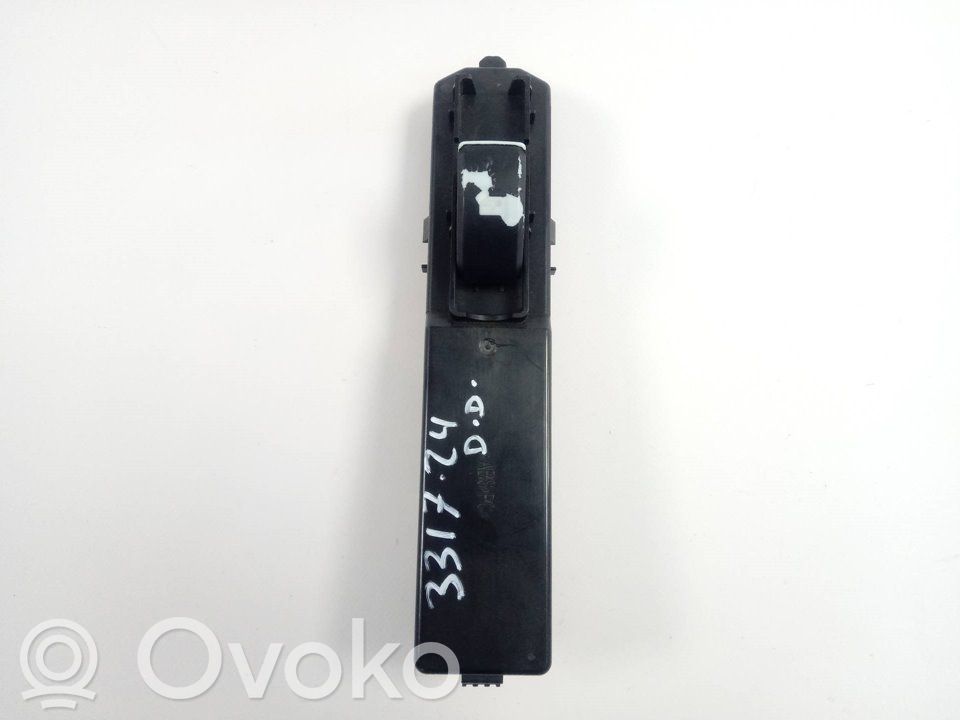 Electric window control switch   12761215