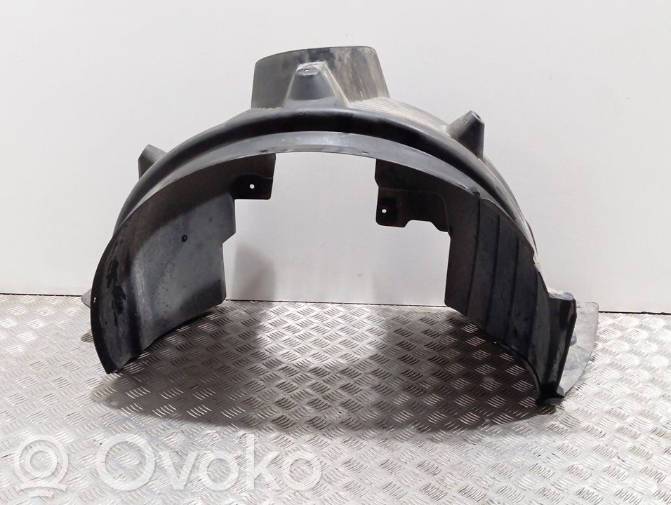 Front wheel arch liner splash guards