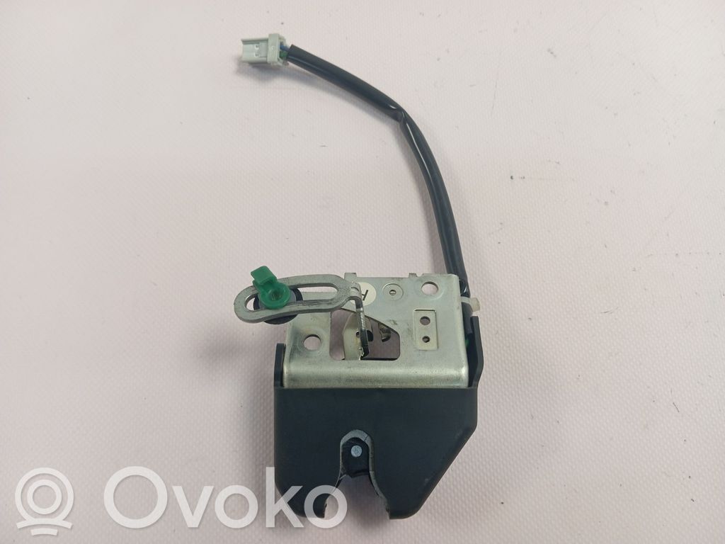 Tailgate lock latch