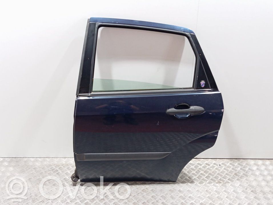 Takaovi   4103341