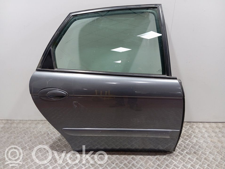 Puerta trasera   9008F4