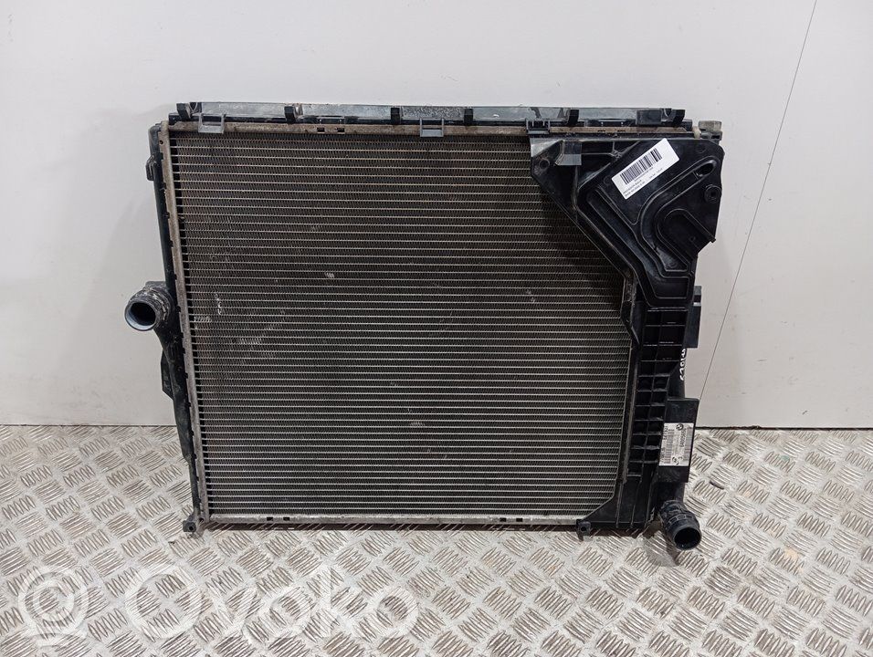 BMW X3 E83 Aušinimo skysčio radiatorius 
