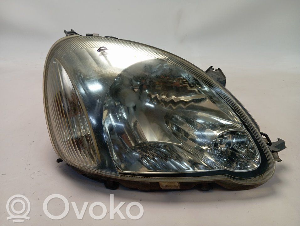 Toyota Yaris Headlight/headlamp 