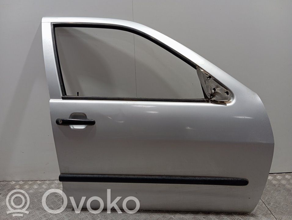 Puerta delantera   6K4831052C