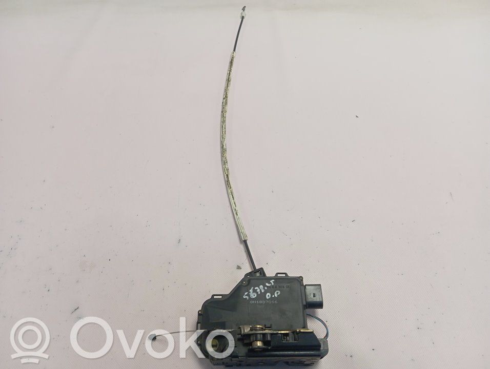 Etuoven lukko   8N1837016B