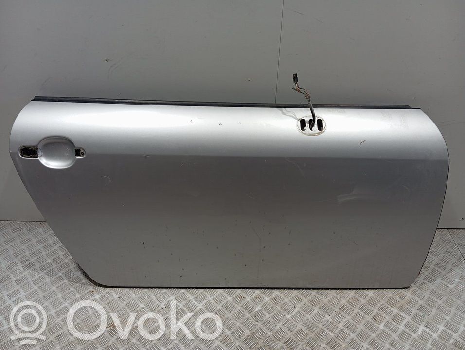 Etuovi   8N0831052C