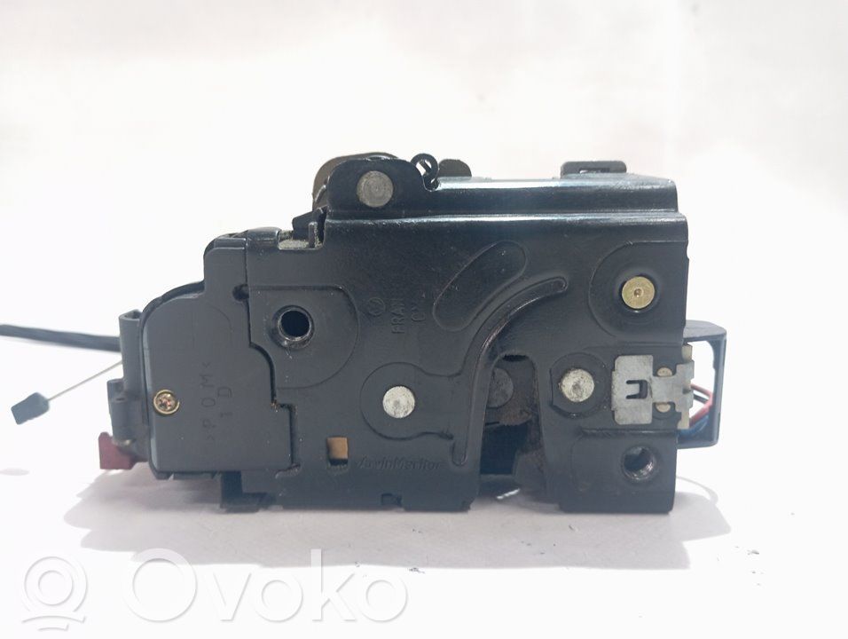 Zamek drzwi przednich   3D1837016AC,893862113