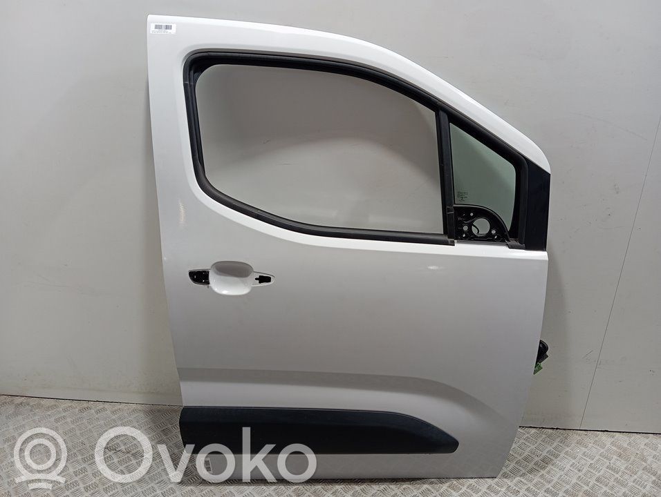 Peugeot Rifter Front door 