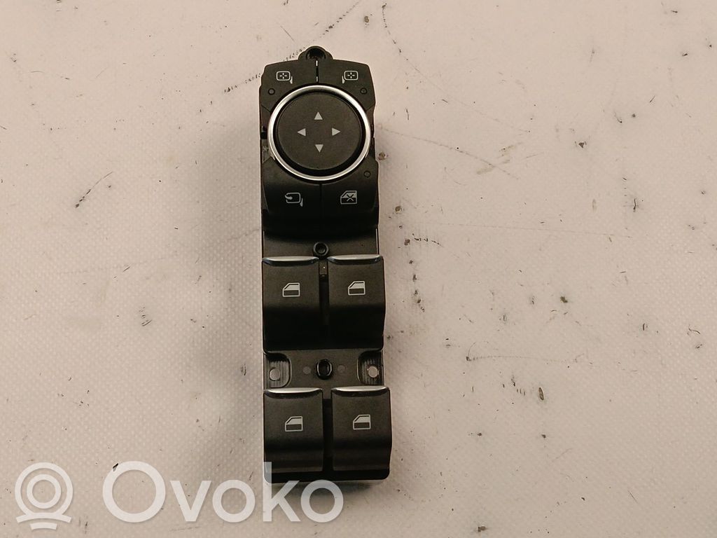 Ford Focus Electric window control switch 