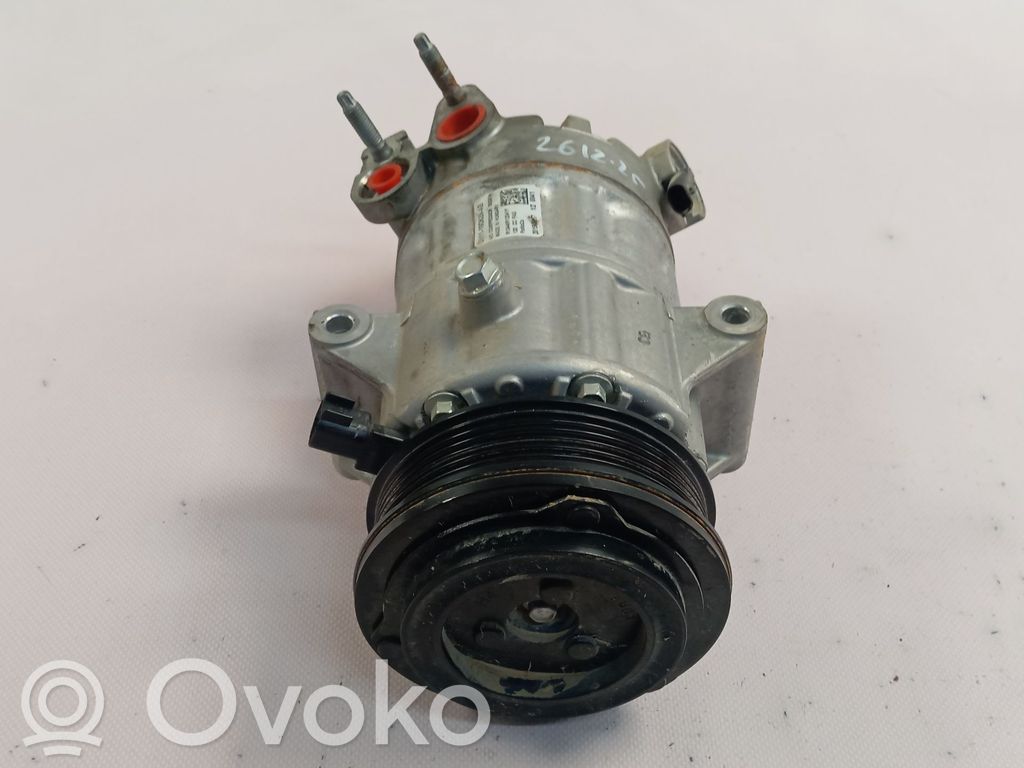 Ford Focus Kompresor / Sprężarka klimatyzacji A/C 