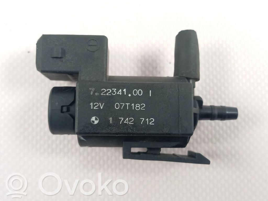 Electroválvula del turbo   11747810831