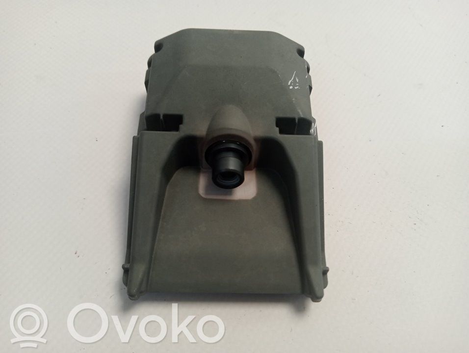 Peruutuskamera   9842737880