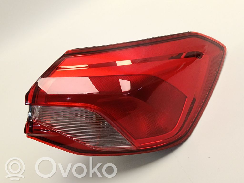Ford Focus Задний фонарь в кузове 