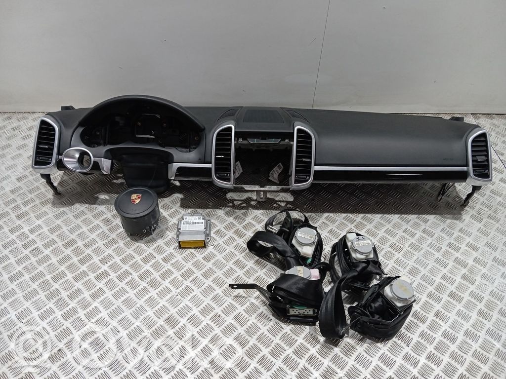 Porsche Cayenne (92A) Set airbag 