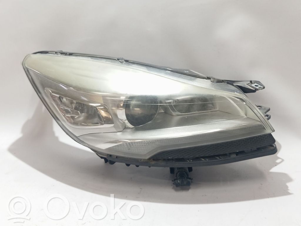 Ford Kuga II Headlight/headlamp 
