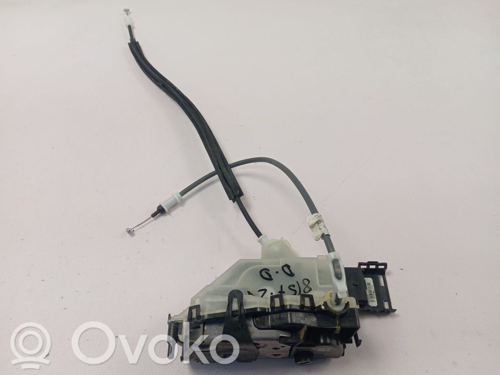 Opel Crossland X Zamek drzwi przednich 