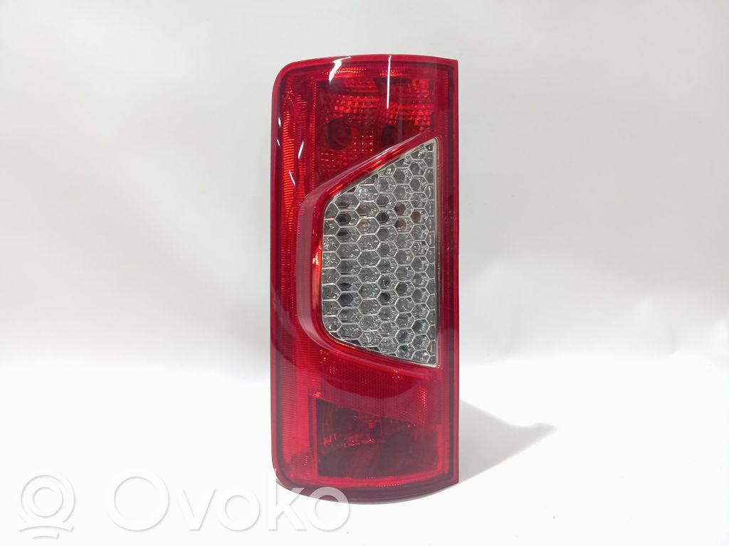 Ford Tourneo Luci posteriori 