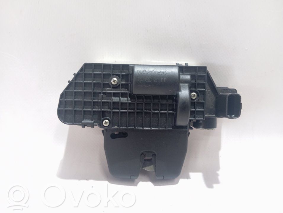 Nissan X-Trail T32 Blocco chiusura del portellone 