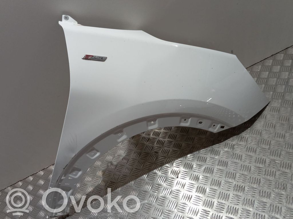 Ford Puma Sparnas 