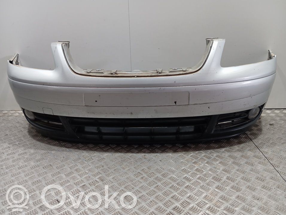 Volkswagen Touran I Parachoques delantero 