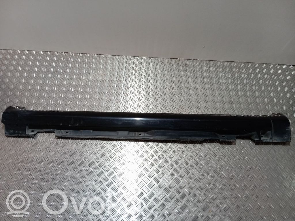 Prag   30698905