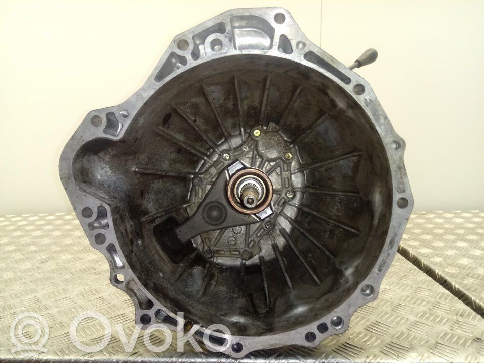 Nissan Navara D22 Cutie viteze manuală cu 5 trepte 