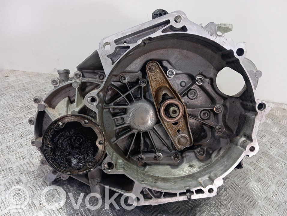 Volkswagen Golf SportWagen Cutie viteze manuală cu 5 trepte 