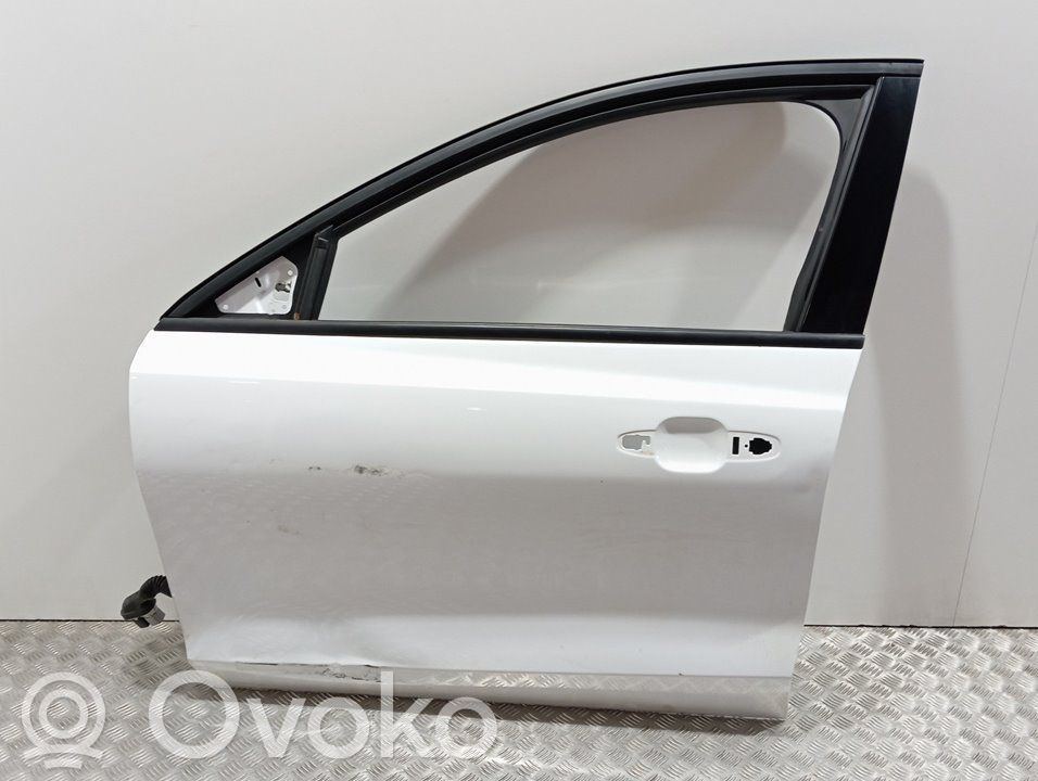 Ford Focus Дверь 