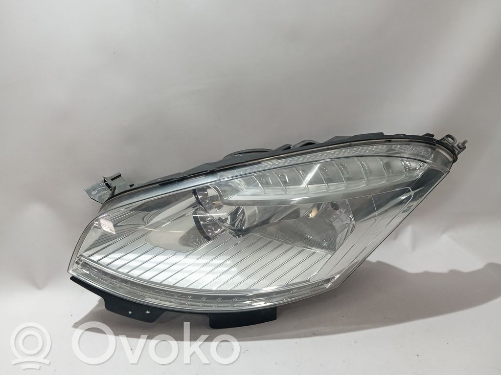 Citroen C4 II Phare frontale 