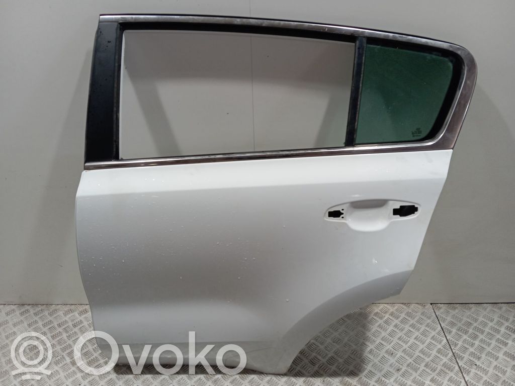 Puerta trasera   77003D9000
