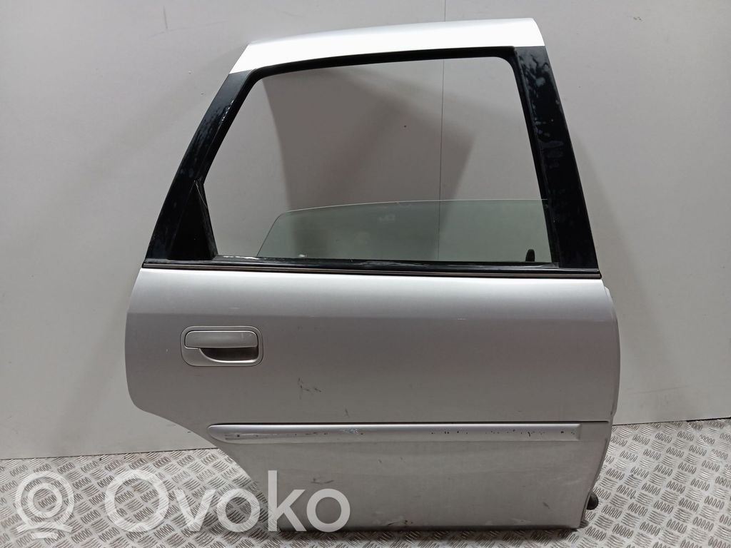 Opel Vectra B Puerta trasera 