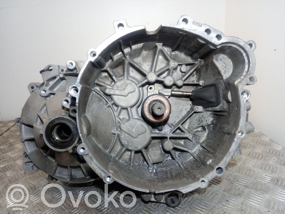 Volvo S60 Manualna 5-biegowa skrzynia biegów 