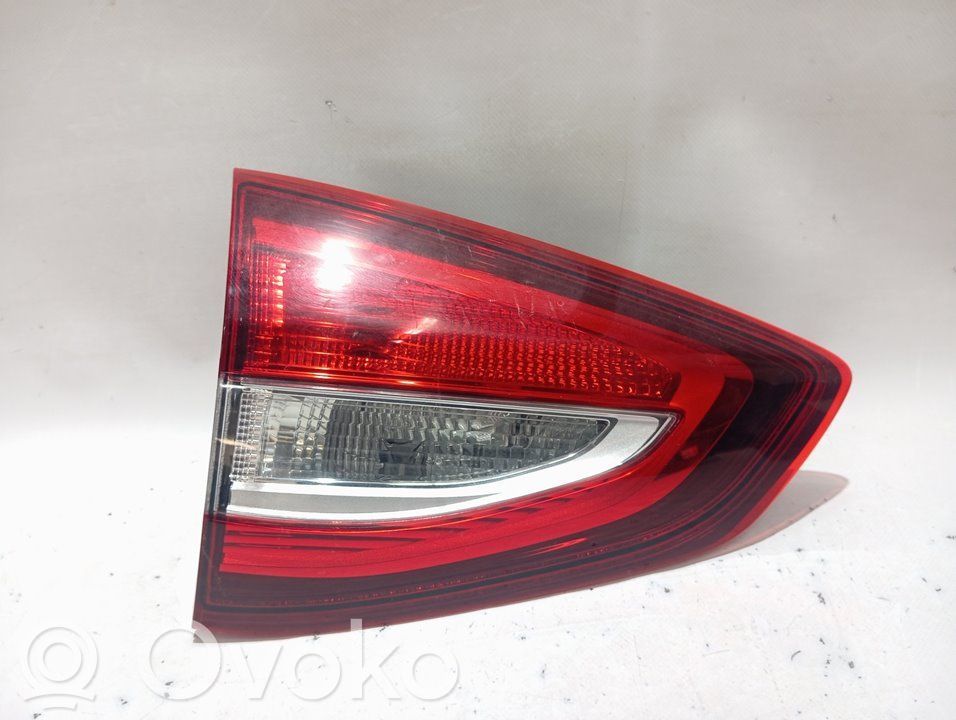 Ford C-MAX II Etuajovalon polttimo 