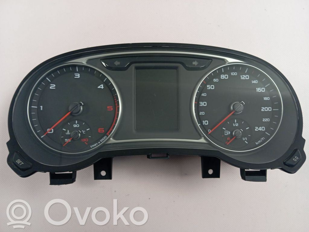 Audi A1 Vitezometru (grup de instrumente) 