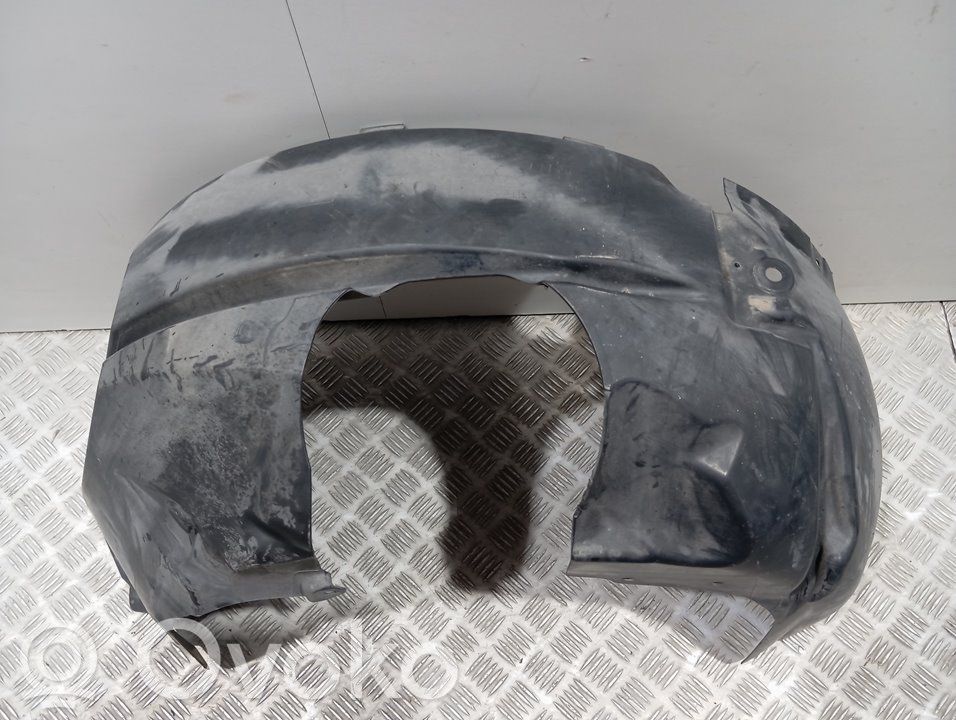 Ford Fiesta Nadkole przednie 