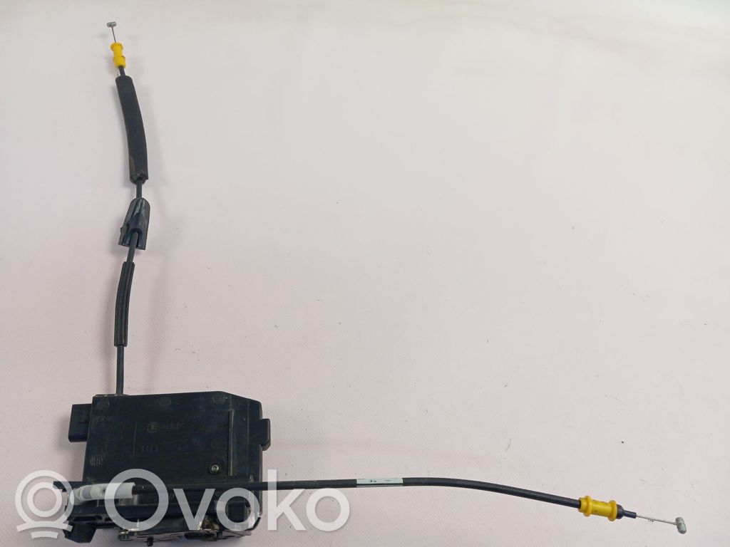 Peugeot 308 Takaoven lukko 