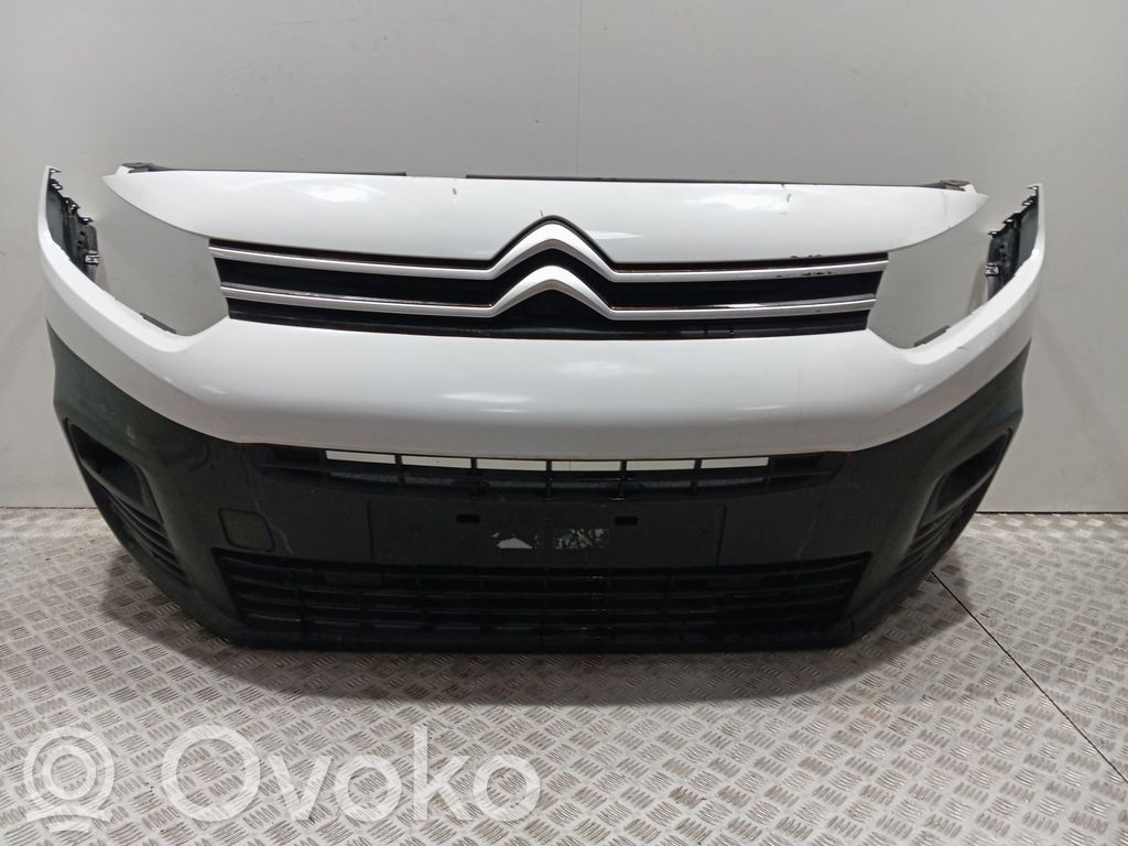 Citroen Berlingo Parachoques delantero 