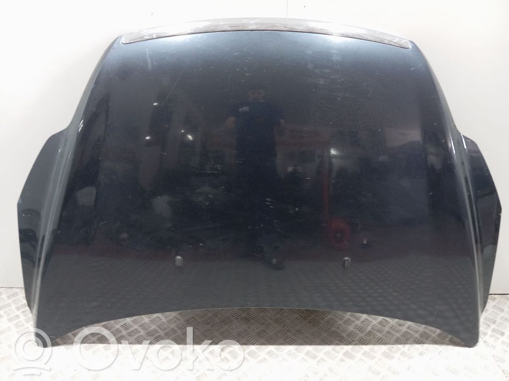 Engine bonnet/hood   1521601