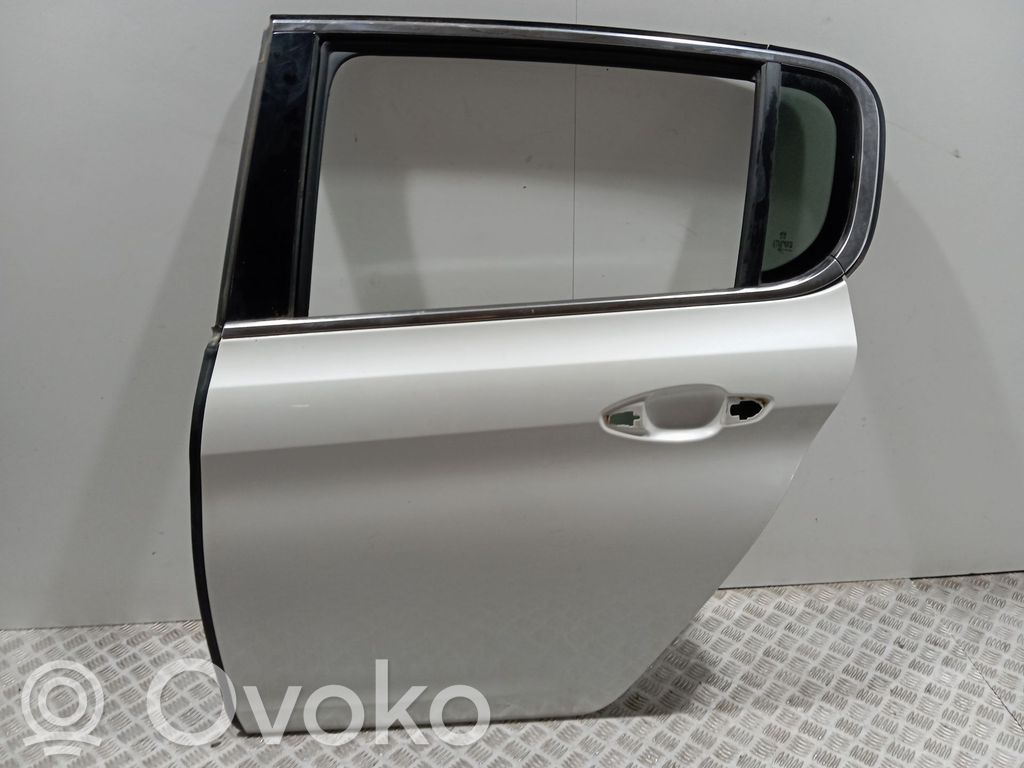 Puerta trasera   9802165680