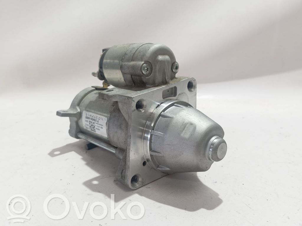 Lynk & co 01 Starteris 