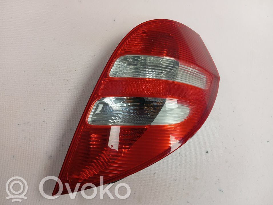 Mercedes-Benz A W169 Lampă spate în caroserie 