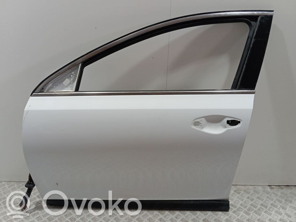 KIA Xceed Puerta delantera 