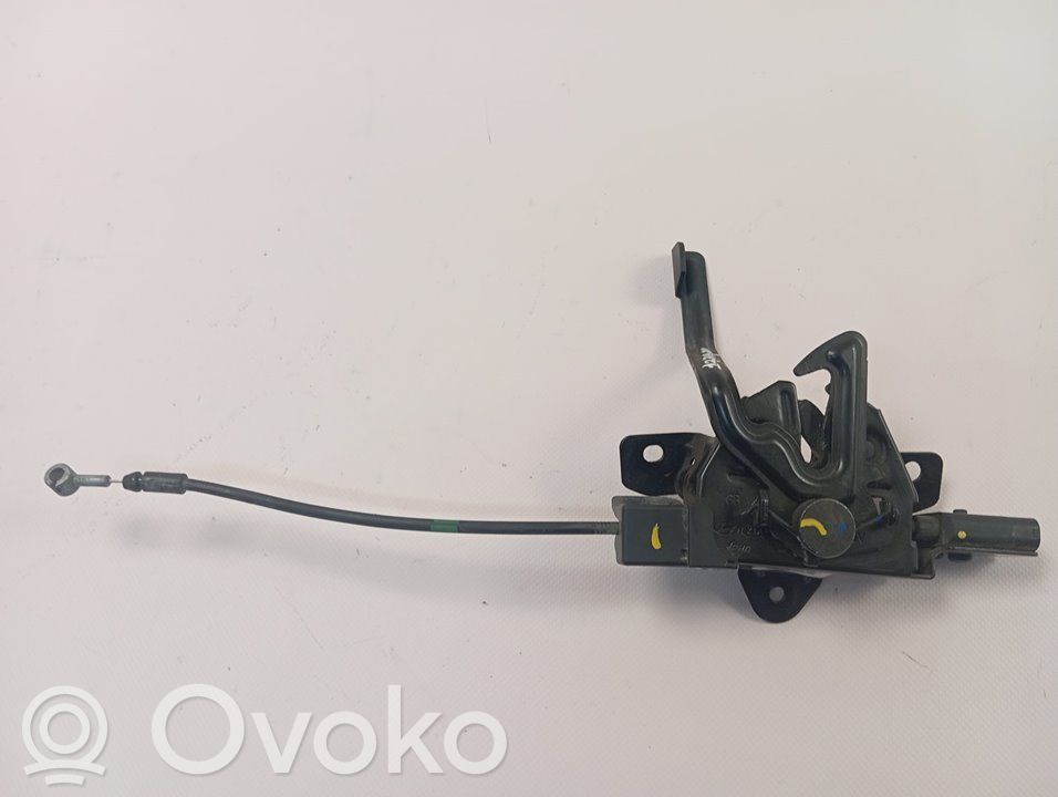 Hyundai Bayon Tie down hook / loop 