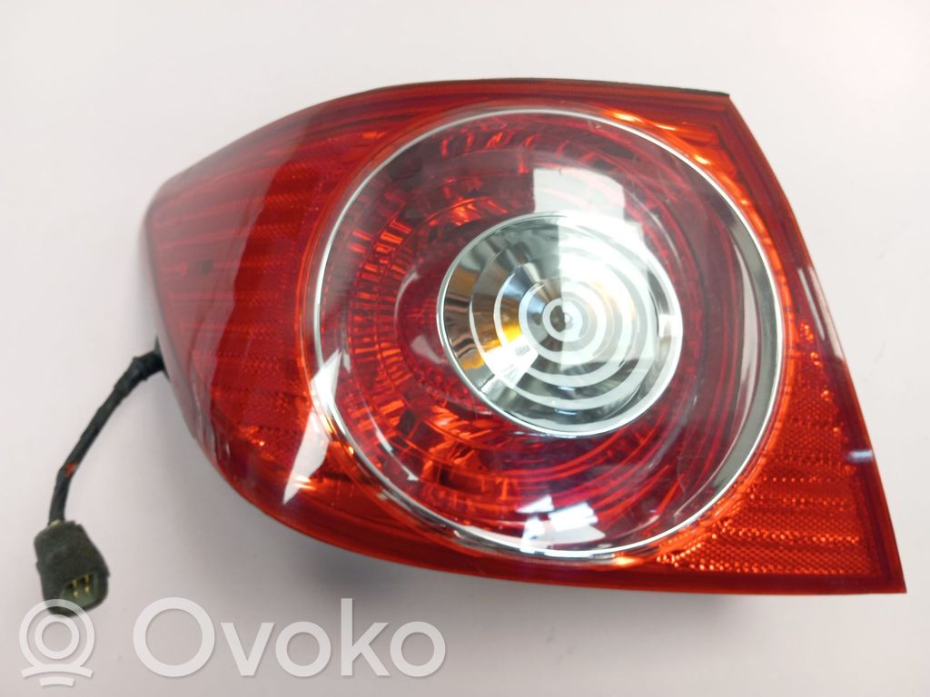 Chevrolet Epica Luci posteriori