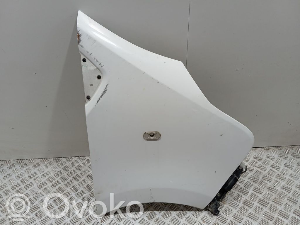 Opel Vivaro Lokasuoja 